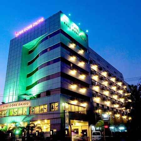 Hotel Shwe Gone Daing, Янгон Екстериор снимка