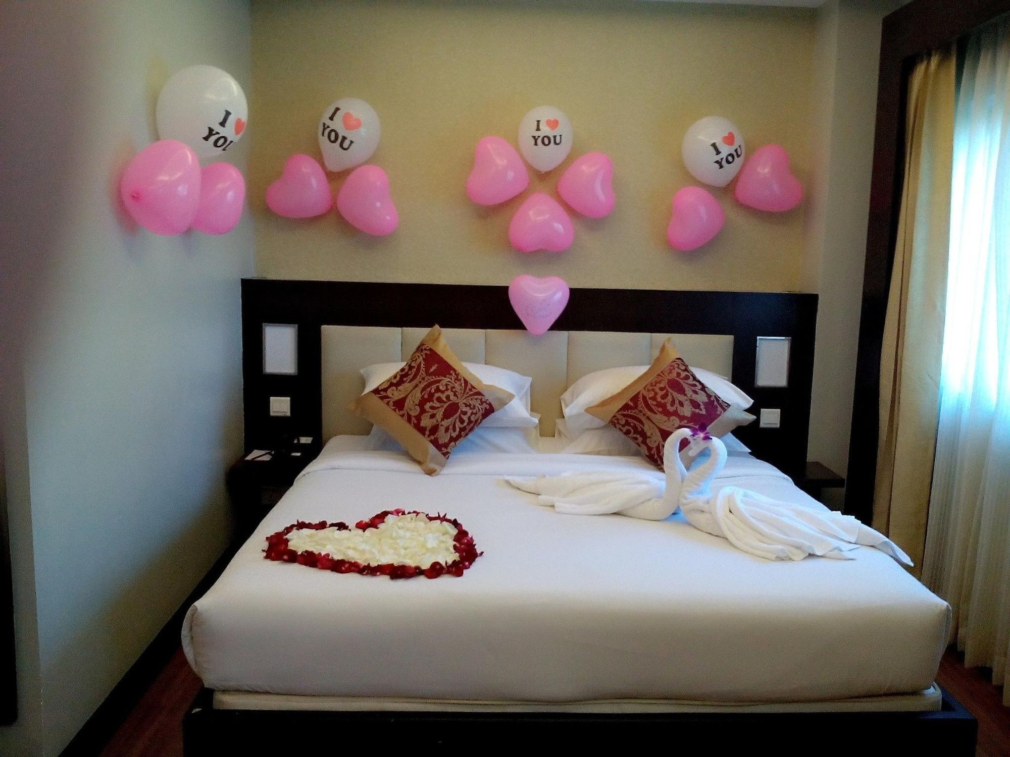 Hotel Shwe Gone Daing, Янгон Екстериор снимка