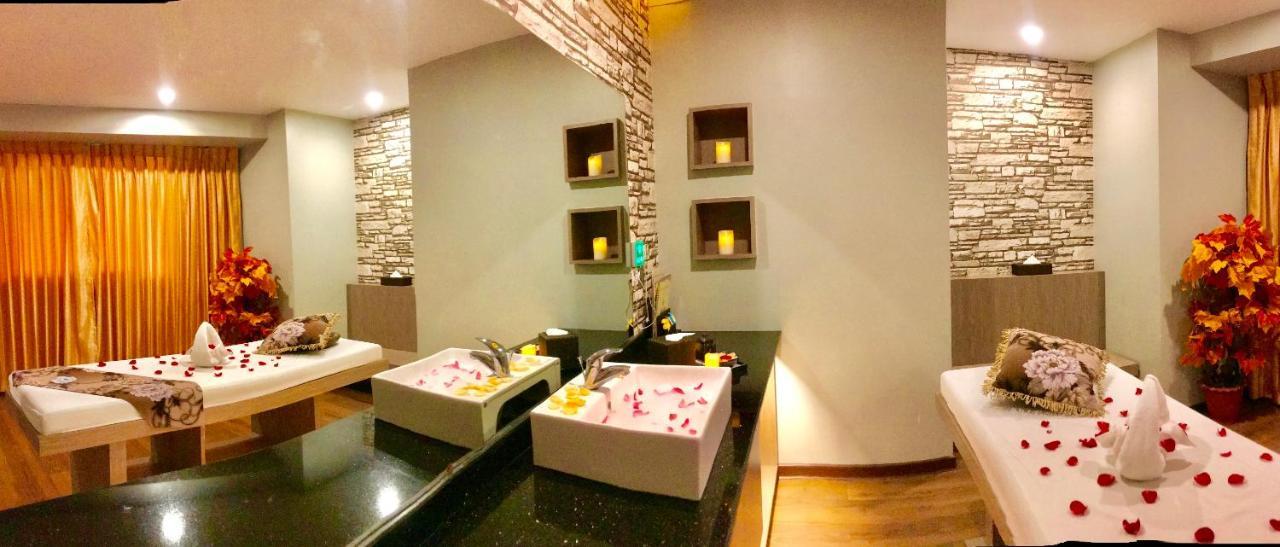 Hotel Shwe Gone Daing, Янгон Екстериор снимка